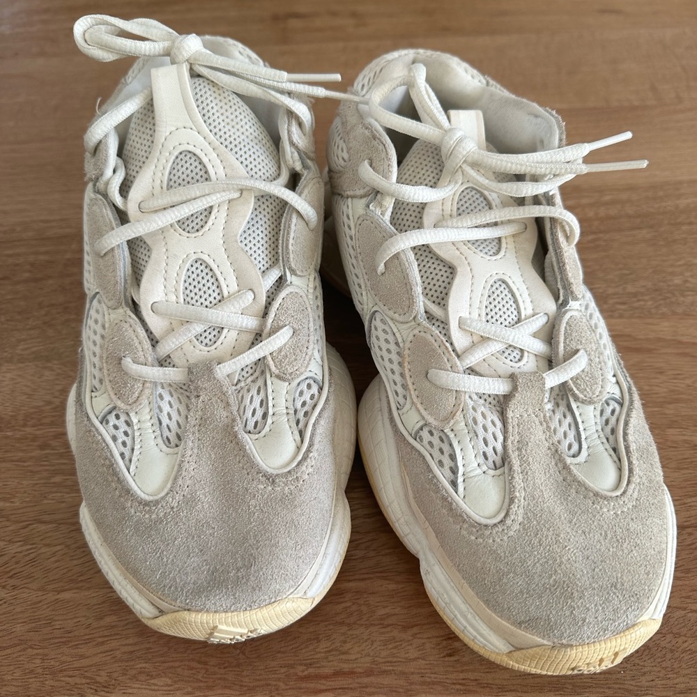 USED 2019 edition Yeezy 500 in Bone White